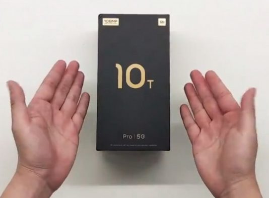 Xiaomi потролила Apple после анонса iPhone 12. Угадайте, за что