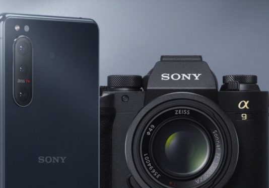 Sony Xperia 5 II теперь можно купить на AliExpress Tmall