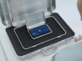 Экономически невыгодно: компактные Android-смартфоны появятся не скоро