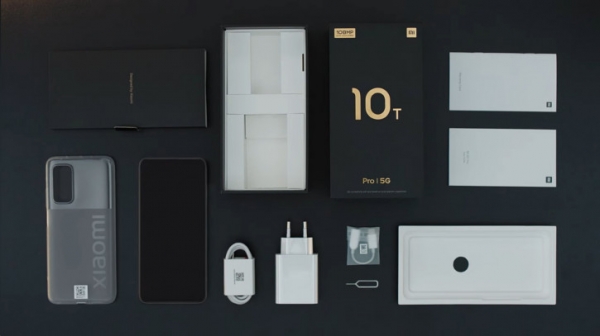 Официальная распаковка Xiaomi Mi 10T Pro на видео