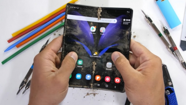 Samsung Galaxy Z Fold 2 прошел тесты на прочность: выводы сделаны