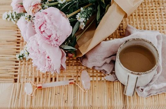 Кварцевый ролик — лучший способ получить красивый и гладкий цвет лица