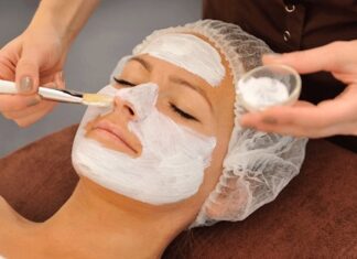 Причины регулярно посещать салон красоты для пилинга