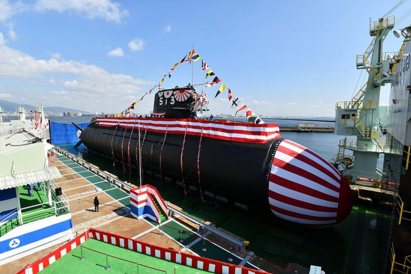 Япония получила первую в мире подводную лодку на литий-ионных батареях — она стоит 5,4 миллиарда долларов и может нести до 30 ракет