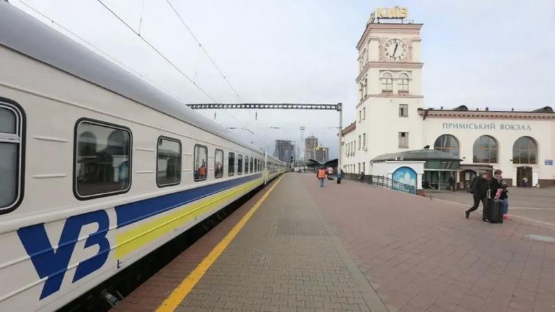 Какие поезда задерживаются из-за ракетного удара России 9 марта