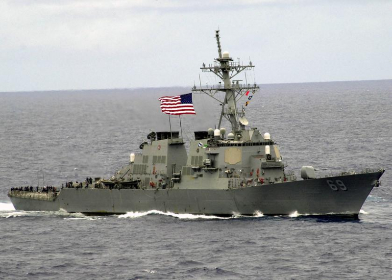 Китай оттеснил американский эсминец USS Milius от своих берегов – Пентагон отрицает