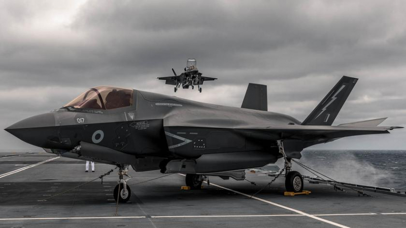 Lockheed Martin получает 210 миллионов долларов на поддержку истребителя STOVL пятого поколения RAF F-35B Lightning II