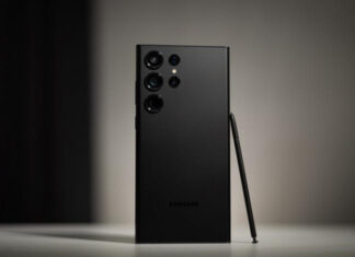 Не только фото Луны: флагманы Samsung зачем-то дорисовывают зубы на снимках детей