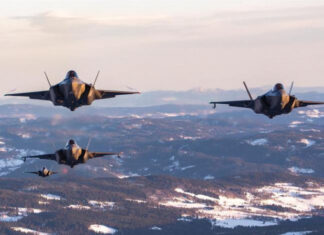Норвежские F-35A вылетели на перехват российских самолётов Ил-38, которые наблюдали за учениями НАТО