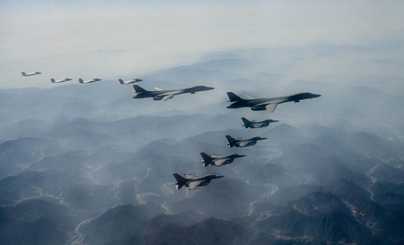 Сверхзвуковые стратегические бомбардировщики B-1B Lancer приняли участие в учениях в Южной Корее в четвертый раз с начала 2023 года