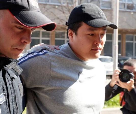 В Черногории задержали основателя криптовалюты TerraUSD, рухнувшей год назад