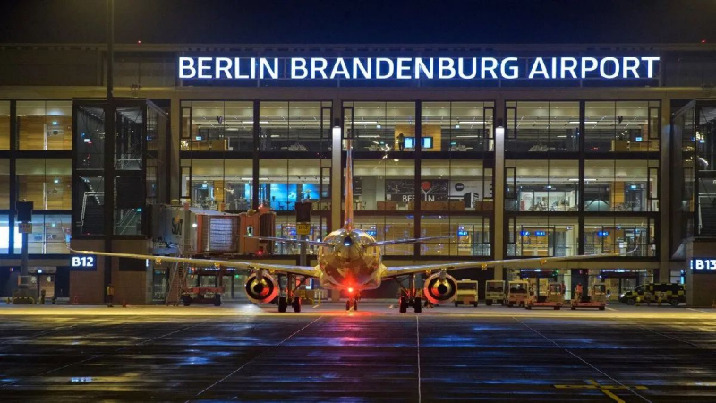 Сотни рейсов отменены в Германии из-за забастовки в аэропорту
