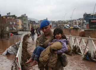 В Турции новое стихийное бедствие: наводнение унесло жизни по меньшей мере 9 человек