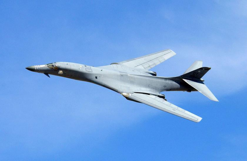 ВВС США хотят вывести на пенсию первый с 2021 года сверхзвуковой стратегический бомбардировщик B-1B Lancer — все самолеты будут списаны в начале 30-х годов