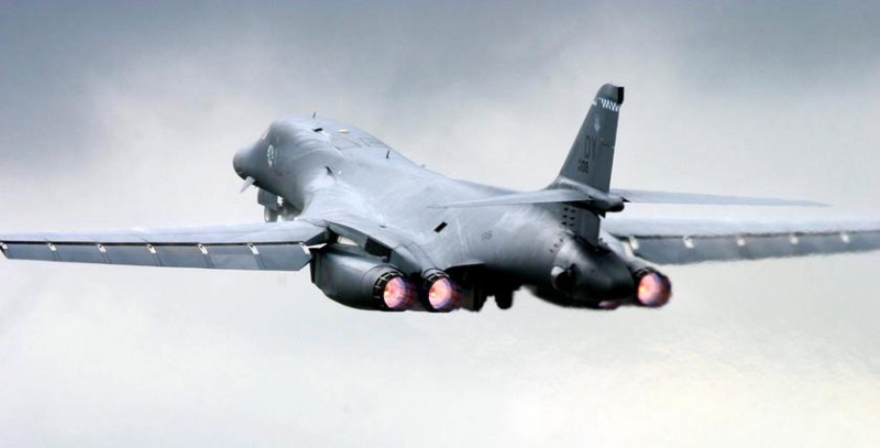 ВВС США хотят вывести на пенсию первый с 2021 года сверхзвуковой стратегический бомбардировщик B-1B Lancer — все самолеты будут списаны в начале 30-х годов