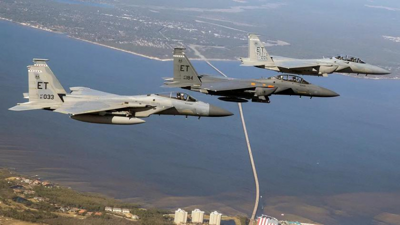 ВВС США на треть увеличат закупки современных модернизированных истребителей F-15EX Eagle II, которые будут носителями гиперзвукового оружия