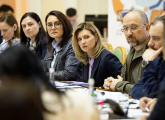 Чтобы все поняли: Минкульт будет работать над упрощением языка, на котором высказываются чиновники