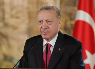 Эрдоган был экстренно госпитализирован за две недели до выборов президента Турции. У него тяжелое состояние