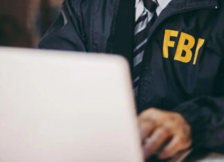 ФБР вербует россиян в соцсетях для шпионажа — Fox News