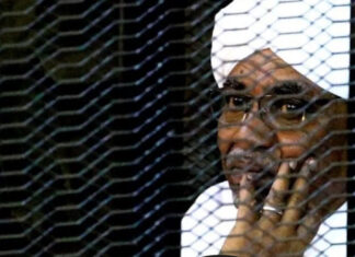 Из тюрьмы Судана скрылся бывший диктатор аль-Башид, которого должны были судить в Гааге