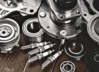 Как лучше покупать запчасти: онлайн или офлайн