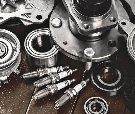 Как лучше покупать запчасти: онлайн или офлайн