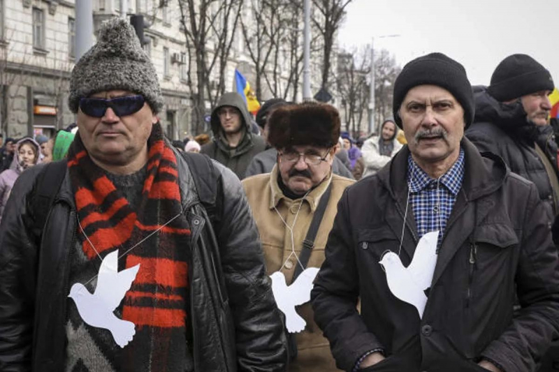 Как связаны убийство Татарского, контрнаступление ВСУ и голуби мира