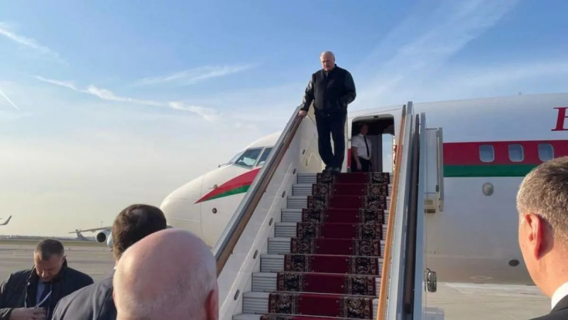 Лукашенко полетел к Путину создавать Союзное государство