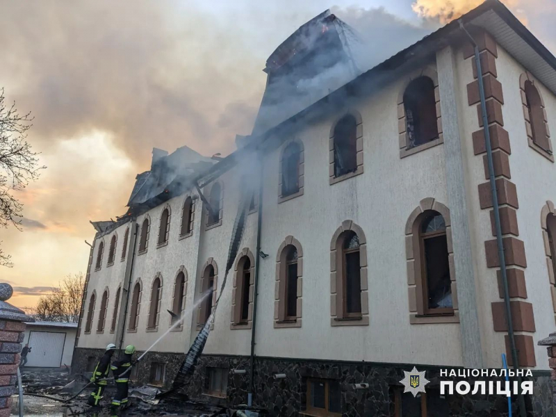 На Буковине сгорел храм УПЦ МП в Москве, поджигатели задержаны — подробности от полиции и фото