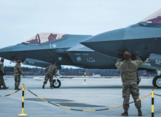 Ни один самолёт F-35A 388-го истребительного авиаполка ВВС США не испытывает проблем с двигателем F135