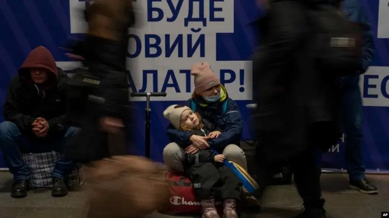 Начальник Киевского вокзала рассказал о первых днях эвакуации людей