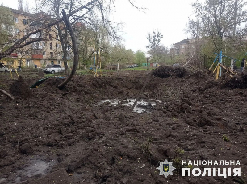 Ракетный обстрел Славянска: погиб двухлетний ребенок, которого живым извлекли из руин, еще одна 14-летняя девочка спасена в больнице