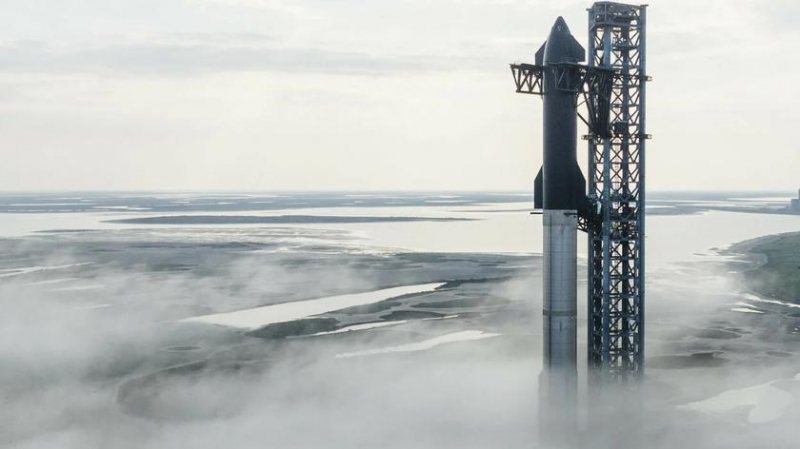 SpaceX отправила звездолет на стартовую площадку и готовится к историческому запуску 10 апреля