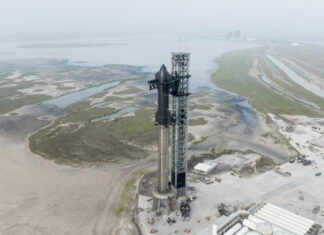 SpaceX полностью собрала космический корабль Starship в ожидании разрешения на запуск