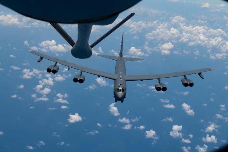 США отправляют в Японию атомные бомбардировщики B-52H Stratofortress