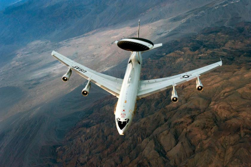 ВВС США списывают первый из 13 самолетов E-3 Sentry после A-10C Thunderbolt II