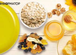 Здоровый завтрак: овсянка с фруктами, орехами и медом