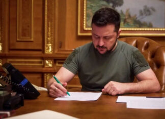 Зеленский подписал Закон о приобретении гражданства Украины: получить паспорт можно только после экзаменов