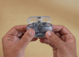 Apple представила новые наушники с прозрачным дизайном за $169