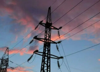 Долги украинцев за электроэнергию будут вносить в кредитную историю