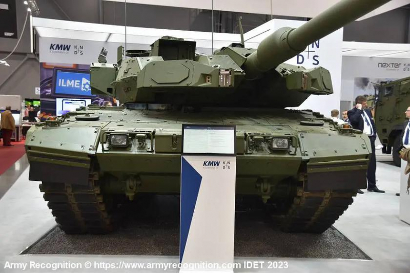 KMW впервые показала демонстратор самого современного танка Leopard 2A8 стоимостью более 30 миллионов долларов