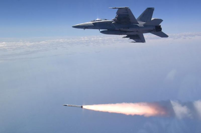 Компания Northrop Grumman провела пятое подряд успешное испытание ракеты увеличенной дальности AGM-88G AARGM-ER
