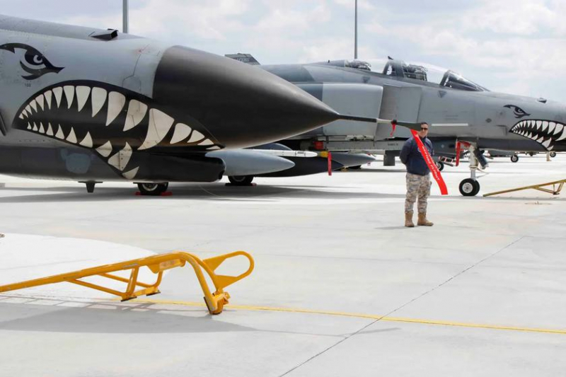 Турция до сих пор использует истребители третьего поколения F-4 Phantom II — почти 50-летний самолет участвовал в учениях Anatilian Eagle