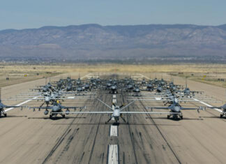 ВВС США подняли в небо одновременно 40 истребителей F-16 Fighting Falcon и 9 беспилотников MQ-9 Reaper