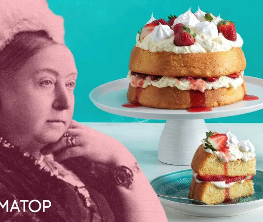 Завтрак королевы Виктории: как приготовить бисквит с клубничным джемом и малиной