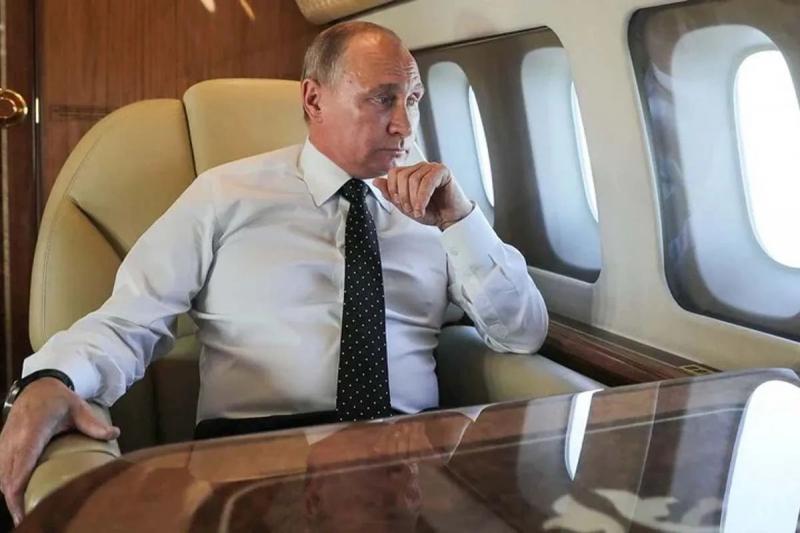 Бунт ПВК Вагнер: Самолет Путина вернулся в Москву уже ночью