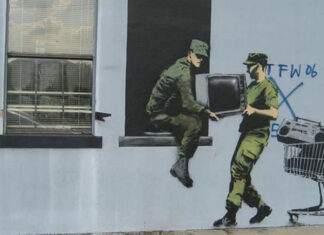 Мародерят, пьют и сорят: россияне из Белгородской области жалуются на собственных военных