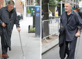 Папарацци подловили Алека Болдуина. Седой и с палочкой. Первые фото после операции