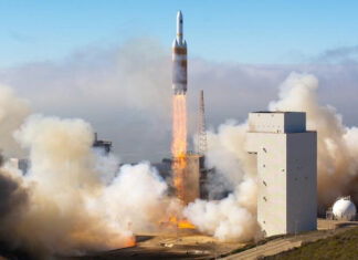 Ракета ULA Delta IV Heavy совершила предпоследнюю миссию в своей истории, отправив на орбиту секретный американский спутник-шпион