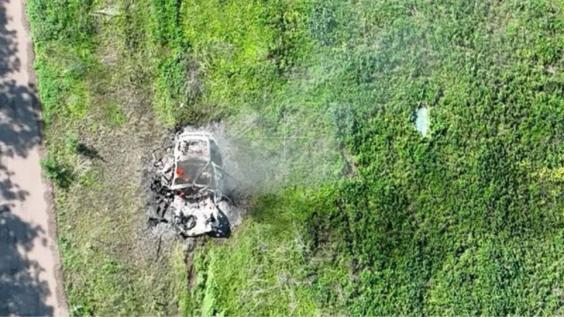Подбили машину противотанковой ракетой: россияне убили добровольцев на Харьковщине